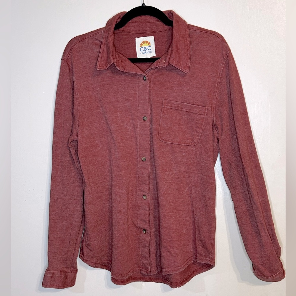 💜C&C California Women’s Long Sleeve Button-up Shirt